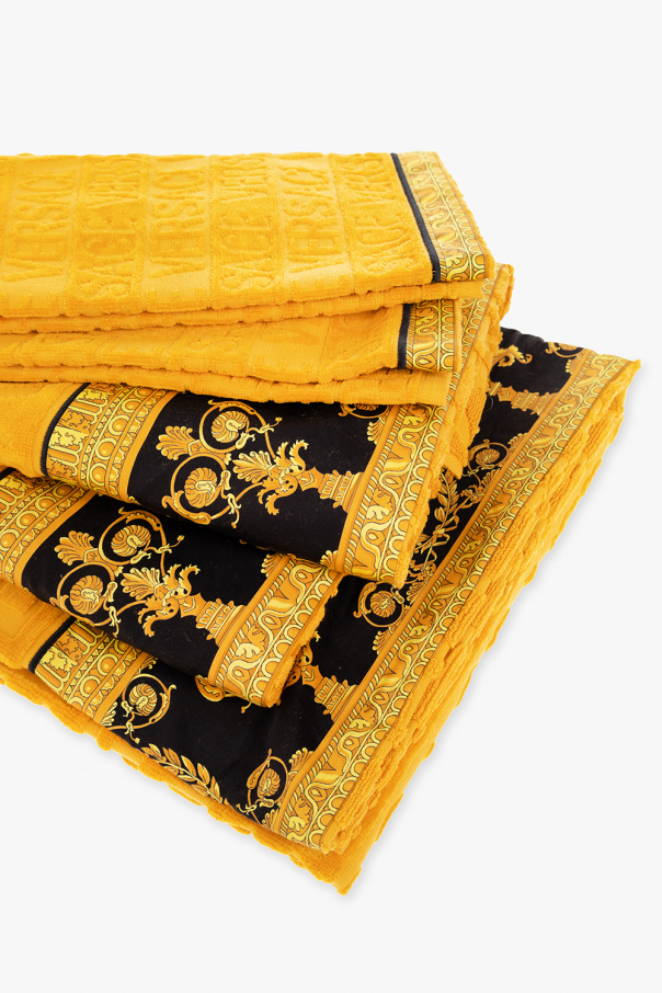 Versace Home Set on 5 towels Men's Clothing Vitkac